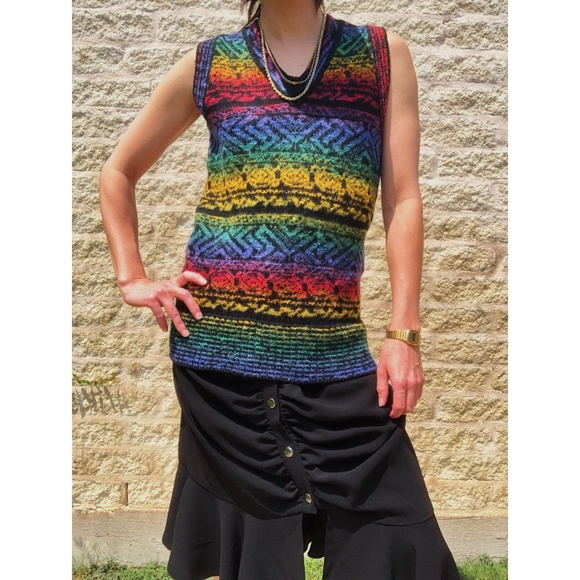 JOHN LAWRENCE SULLIVAN RAINBOW SWEATER VEST - Picture 1 of 7